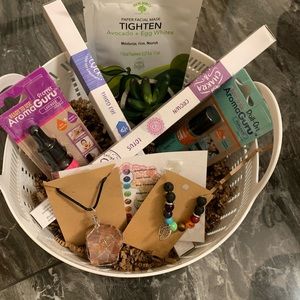 ‘Pamper Me’ Hand Made Gift Baskets.